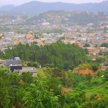 Red Rose Hotel & Resort Mansehra Exteriér fotografie