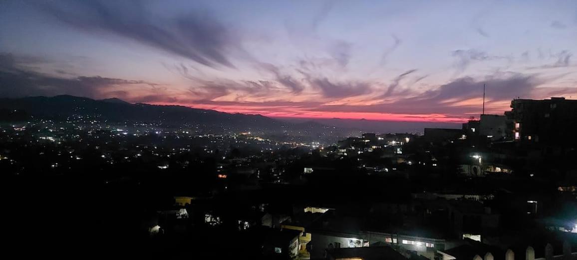 Red Rose Hotel & Resort Mansehra Exteriér fotografie