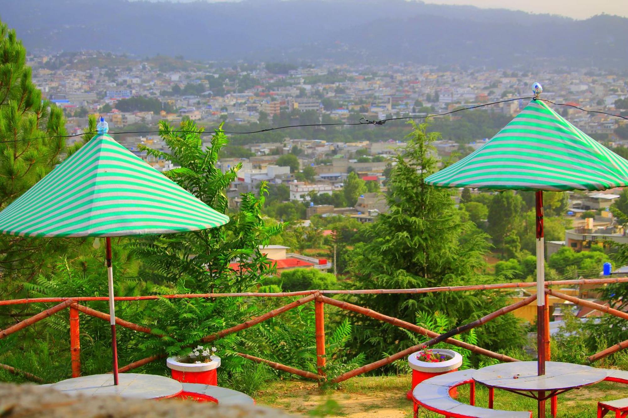 Red Rose Hotel & Resort Mansehra Exteriér fotografie